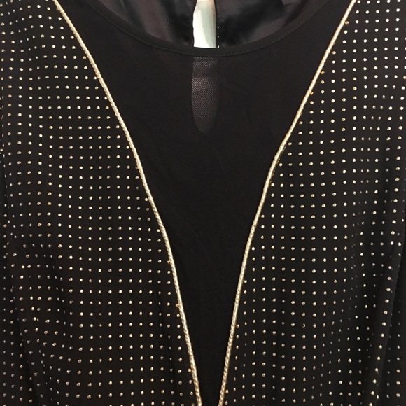 Black dress with metallic gold accents - Picture 2 of 3